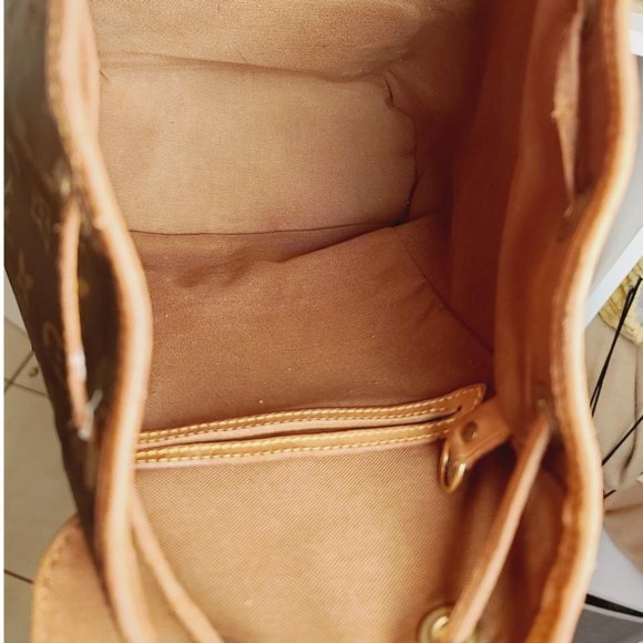 LOUIS VUITTON Montsouris Mm Monogram Brown Coated Canvas Backpack - Picture 8 of 14